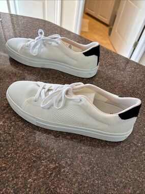 Greats Brooklyn Men’s White Knit Low-Top Sneakers Black Heel Tab-11